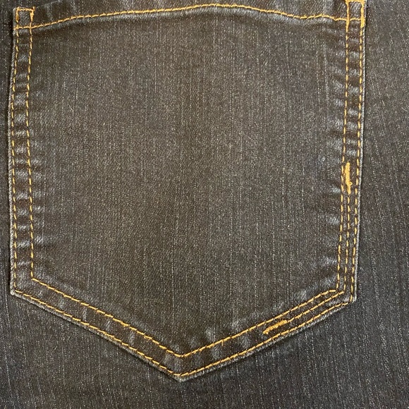 Liverpool Jeans dark wash  Astrid Crop Jeans - Picture 4 of 11